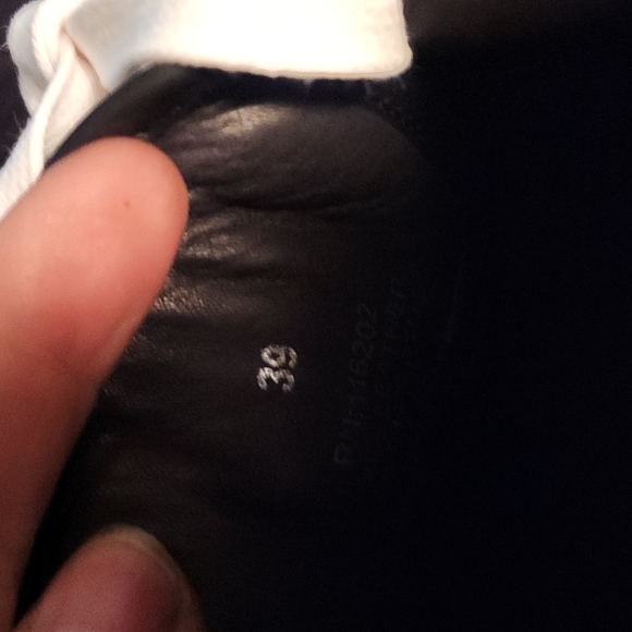 Zadig & Voltaire White W Blackheel Sneaker w Red Embrodered Heart Brand Spellout - Picture 4 of 4